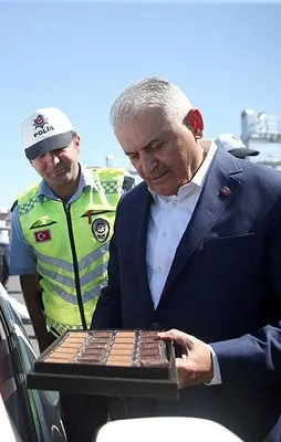 Başbakan Yıldırım'dan sürücülere sürpriz