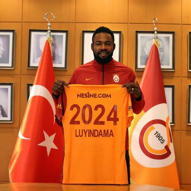 galatasarayda-pes-pese-imzalar-taylan-antalyali-christian-luyindama-ve-ismail-cipe-1635785933378.jpeg Galatasaray'da peş peşe imzalar! Taylan Antalyalı, Christian Luyindama ve İsmail Çipe...-2