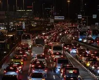 İstanbul’da trafikte yoğunluk yaşanıyor