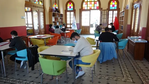 chpnin-tugva-adalar-ilce-temsilciligini-isgali-bitti-gencler-huzura-kavustu-1633629770789.jpg CHP’nin TÜGVA Adalar İlçe Temsilciliği'ni işgali bitti gençler huzura kavuştu-4