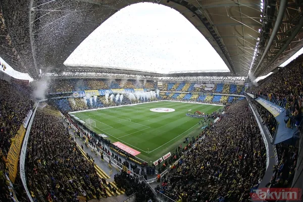 Süper Lig'de 23. Haftanın Merakla Beklenen Maçında Galatasaray, Fenerbahçe'ye Konuk Oldu. Ülker Stadyumu'nda Oynanan Maçta Sarı Kırmızılılar 1-0 Geriye...