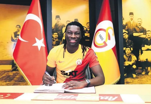 galatasarayin-yeni-transferi-pulgar-imzayi-atti-1643843018286.jpeg Galatasaray'ın yeni transferi Pulgar imzayı attı-9