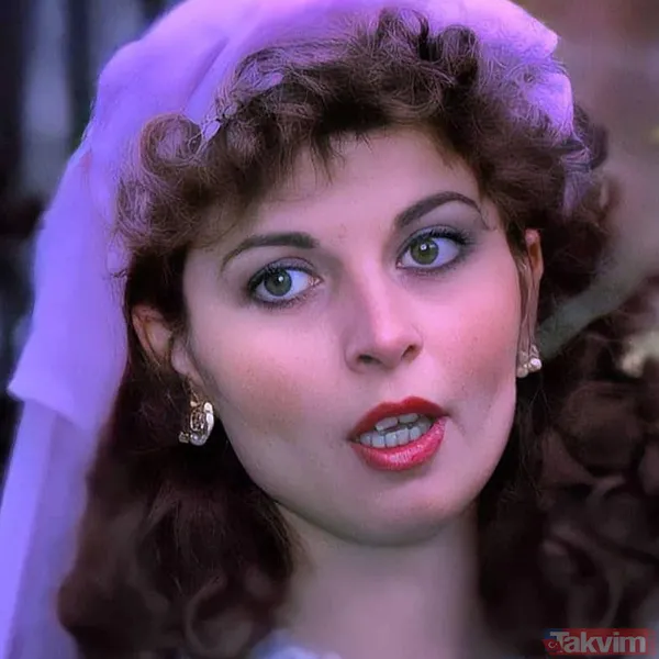 69 yaşındaki Yeşilçam güzeli Pembe Mutlu’nun son haline bakın! Yıllar ona da acımadı! Çiçek Abbas’ın paylaşılamayan güzeli... - 5