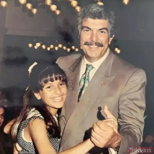 Filiz Akın ile Türker İnanoğlu’nun oğlu İlker İnanoğlu 59 yaşına bastı! Gülşen Bubikoğlu’ndan nostaljik aile pozu geldi: Eşi, kızı ve İlker’le... - 19