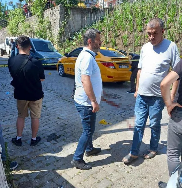 Ordu'da sokak ortasında kan donduran cinayet! Muhtar eşiyle ilişki yaşadığını iddia ettiği azasına kurşun yağdırdı-2