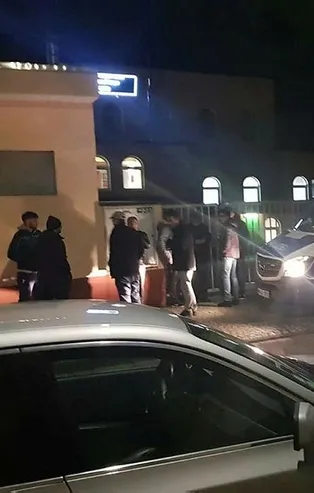 Almanya'da 3 camiye bomba ihbarı!
