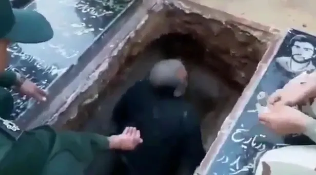 Son dakika: Kasım Süleymani'nin defin işlemi Kirman'da yeniden başladı-1