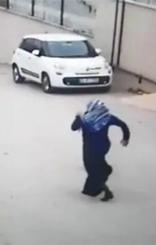 Bursa'da bir annenin evlat deparı kamerada
