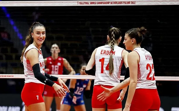 a-milli-kadin-voleybol-takimi-sirbistana-3-0-maglup-oldu-filenin-sultanlari-ceyrek-finali-garantilemisti-1665253354761.jpeg A Milli Kadın Voleybol Takımı Sırbistan'a 3-0 mağlup oldu! Filenin Sultanları'nın çeyrek finaldeki rakibi ABD-4