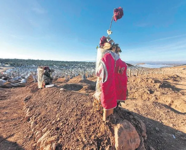 onlarca-kisiye-mezar-olan-binadan-bir-tek-o-sag-kurtuldu-1676762504785.jpeg Onlarca kişiye mezar olan binadan bir tek o sağ kurtuldu-7