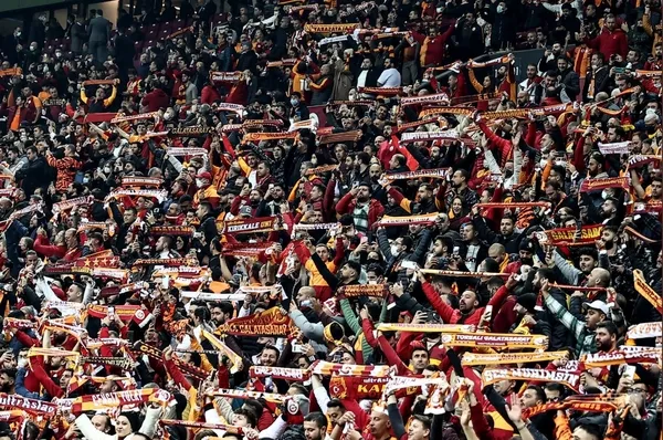 galatasarayin-yeni-transferleri-sahada-olacak-mi-iste-okan-burukun-karari-1660225479474.jpg Galatasaray'ın yeni transferleri sahada olacak mı? İşte Okan Buruk'un kararı-2