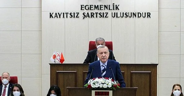 Başkan Recep Tayyip Erdoğan’dan Lefkoşa’da Alparslan Türkeş’in doğduğu müze eve ziyaret