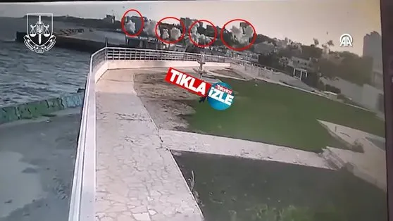 İZLE I Rusya’nın Odessa kentinde düzenlediği füze saldırısı anı güvenlik kamerasında!