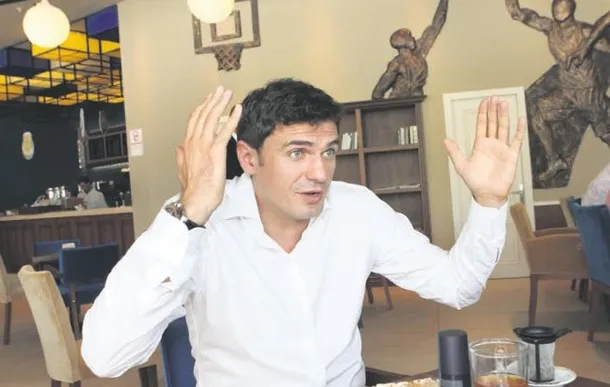 Sandal ve Jahovic arasında kılıçlar çekildi!