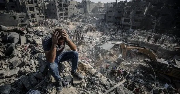 Katil vahşete doymuyor! Soykırımcı İsrail yüzlerce Filistinlinin toplu defnedildiği mezarlığı bombaladı