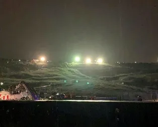 Uçak kazasına giden polis aracı havalimanı içerisinde kaza yaptı: 5 özel harekat polisi yaralandı