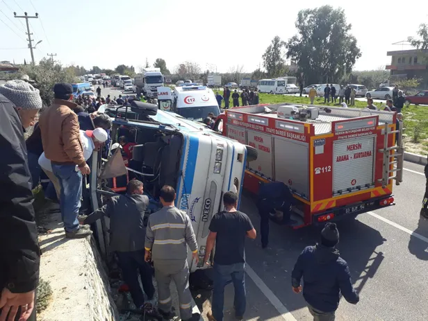 Mersin'de tarım işçilerini taşıyan otobüs devrildi: 4 ölü, 26 yaralı-6