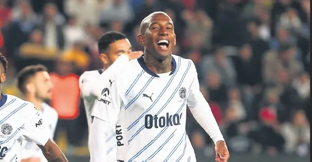 Gaziantep’te geriye düşen Fenerbahçe 4 dakikada hayata geri döndü!