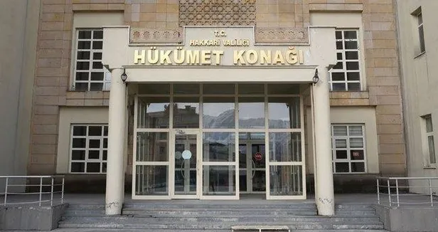 hakkari-valiligi-duyurdu-18-yasindan-kucuklere-otobus-ve-ucak-bilet-satisi-yasaklandi-1634321941804.jpeg Hakkari Valiliği duyurdu: 18 yaşından küçüklere otobüs ve uçak bilet satışı yasaklandı-4