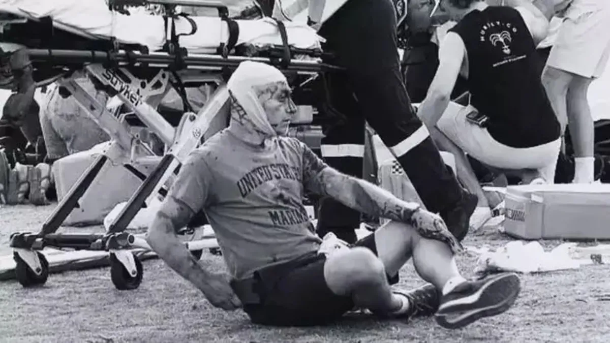 Avustralya'daki Bondi Plajı'na silahlı saldırı! Çok sayıda ölü ve yaralı var: İşte o saldırgan ve bölgeden kareler