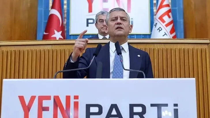 ozgur-ozel-chpnin-uyelerine-goz-dikti-1786917238596.jpeg Özgür Özel CHP'nin üyelerine göz dikti! "Kurultaya kadar onları geçelim" talimatı-4