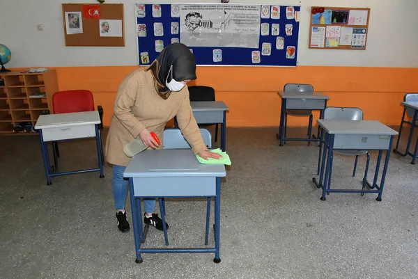 son-dakika-icisleri-bakanligi-81-il-valiligine-genelge-gonderdi-1630057133579.jpg Son dakika! İçişleri Bakanlığı 81 İl Valiliğine genelge gönderdi-10