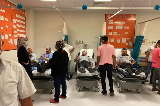Şanlıurfa'da hasta yakınları maskesiz içeri girmek isteyince kavga çıktı! 8 güvenlik görevlisi yaralandı