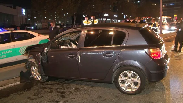 beylikduzunde-makas-atan-otomobil-takla-atti-1-yarali-1634942902086.jpg Makas atan otomobil dehşet saçtı: 1 yaralı-3