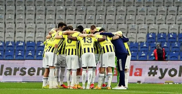 Emre Belözoğlu takımın başına geçince Fenerbahçe’de kara bulutlar dağıldı