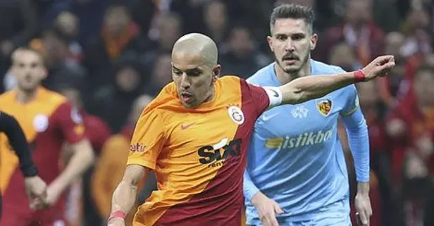 Galatasaray Cezayirli yıldızı Feghouli ile yeniden masaya oturmaya hazırlanıyor!