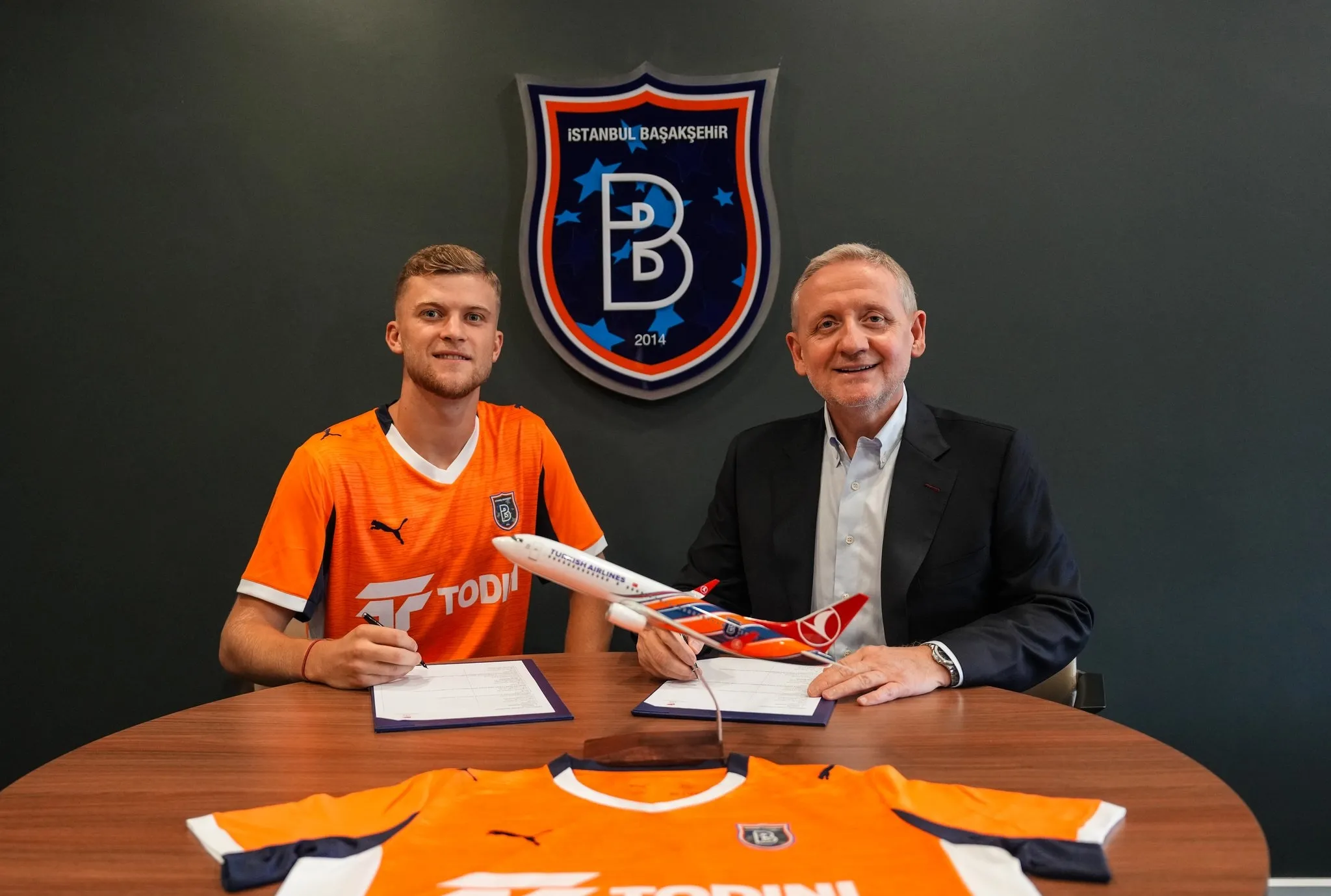 Jakub Kaluzinski Başakşehir’e imzayı attı