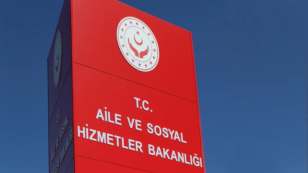 Aile ve Sosyal Hizmetler Bakanlığından zararlı içeriklere karşı yeni uygulama!  "DUY" ihbar hattı hayata geçiyor