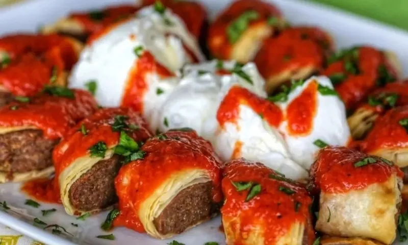 15-dakikada-evde-beyti-kebabi-misafirlerinizin-agzi-acik-kalacak-ustalar-bile-boyle-lezzetli-ve-kolay-yapamiyo-1716213921627.jpeg Misafirlerinizin ağzı açık kalacak! 15 dakikada evde beyti kebabı! Ustalar bile böyle lezzetli ve kolay yapamıyor-5