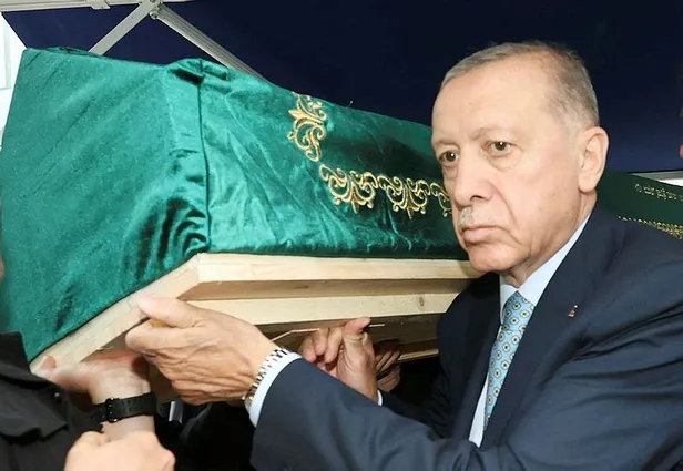 Gazeteci-yazar Engin Ardıç'a veda: Başkan Erdoğan cenaze törenine katıldı-3
