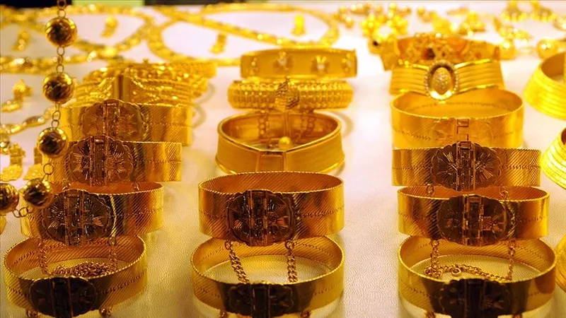 islam-memis-altin-alim-satimi-yapacaklari-bu-hafta-diyerek-uyardi-ons-gram-ceyrek-altin-fiyatlari-1718640507756.jpg