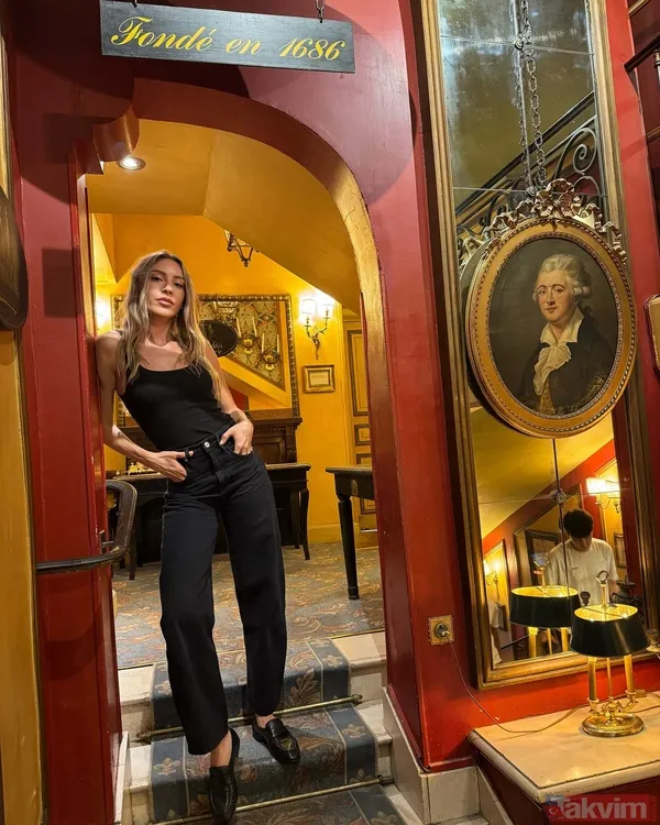 Sinem Kobal’ın Paris pozları sosyal medyayı salladı! - 8
