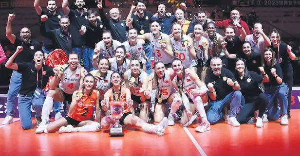 Nefes kesen maçı Eczacıbaşı kazandı! Dünyanın en büyüğü oldu