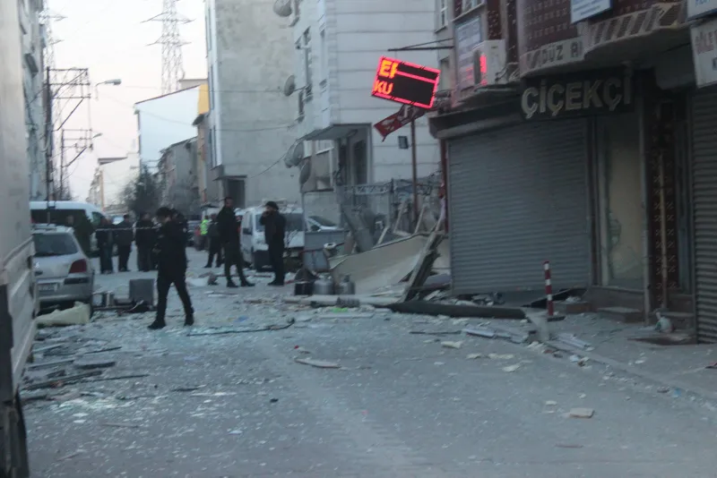 Esenyurt'ta korkutan patlama | Ortalık savaş alanına döndü - 7