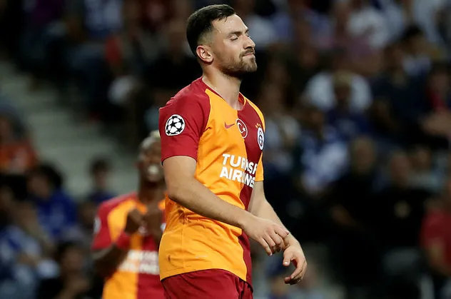 Galatasaray'da Sinan Gümüş depremi