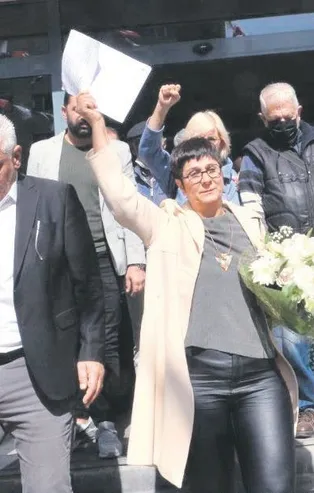 CHP'li belediyenin bankamatik memuru Tezcan Karakuş'un açıklaması pes dedirtti: Mustafa Kemal’in memuruyum!