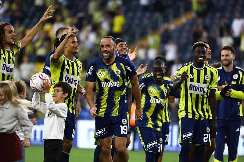 fbahce-icin-lig-simdi-basliyor-1789971675475.jpeg Spor yazarlarından Fenerbahçe yorumları! İsmail Kartal'a çift forvet eleştirisi-2