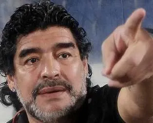 Maradona:  Bütün hırsızlar UEFA ve FIFA’da