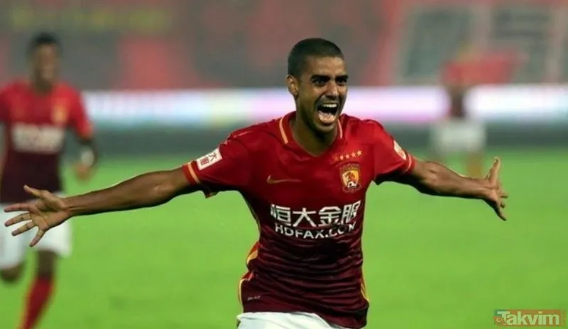 Galatasarayda forvete Alan, stopere Luyindama!