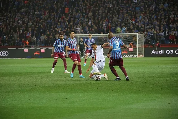 trabzonda-kazanan-yok-trabzonspor-1-1-besiktas-mac-sonucu-ozet-1649014711034.jpeg