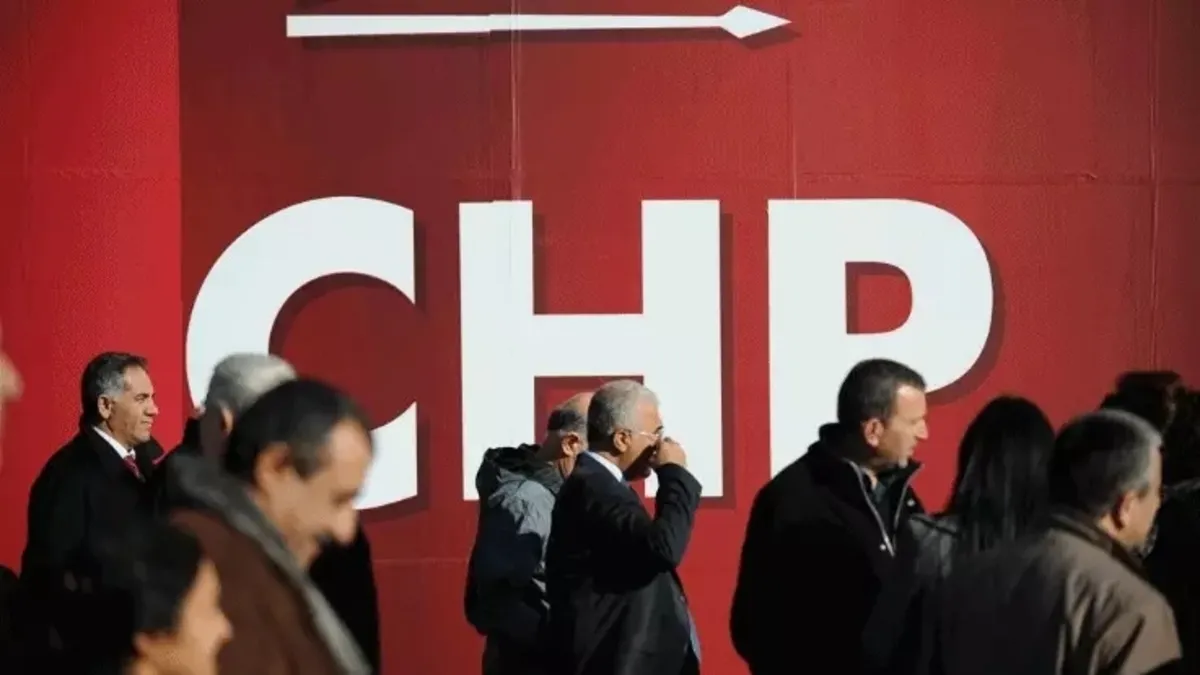 CHP'de İç Çatışmalar Derinleşiyor, Özgür Özel Yeni Parti Kurma Hazırlığında