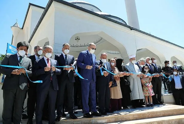 SON DAKİKA: Başkan Erdoğan'dan cuma namazı sonrası önemli açıklamalar-2