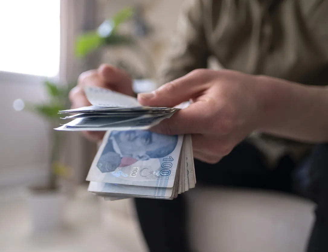 Faizsiz kredi yarışında yeni seviye: Limitler 90 bin TL’ye çıktı