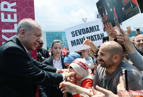 Seçim sonrası ilk yurt dışı ziyareti: Başkan Erdoğan, Kuzey Kıbrıs'ta! Dikkat çeken pankart: Sevdamız Mavi Vatan - 6