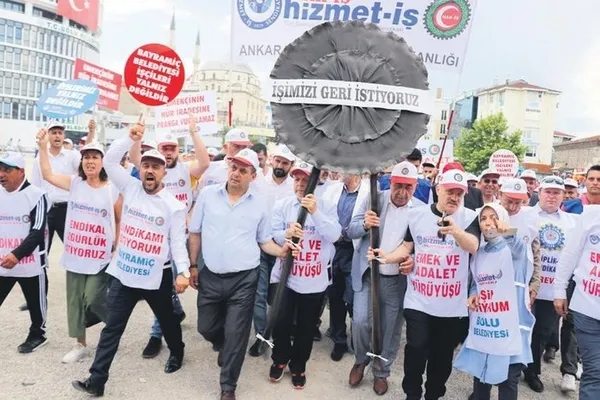hak-hukuk-tanimayanlara-baskan-erdogandan-tokat-on-binlerce-emekcinin-yuzu-guldu-1672893329094.jpg Hak hukuk tanımayanlara Başkan Erdoğan'dan tokat! On binlerce emekçinin yüzü güldü-14