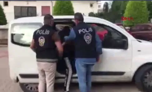 9 ilde operasyon! Müstehcen fotoğraf gönderip kız çocuklarına ait olduğu tehdidiyle 609 bin TL dolandırdılar-4